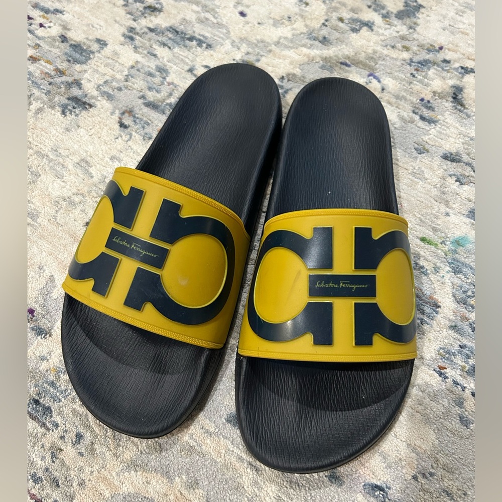 Ferragamo Men’s slides Size 10